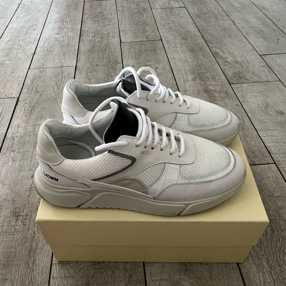 Axel Arigato Genesis Sneaker